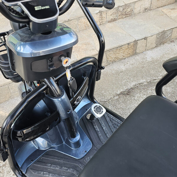 elektricheska trikolka pokriv bullmax b10 siva 5.jpg