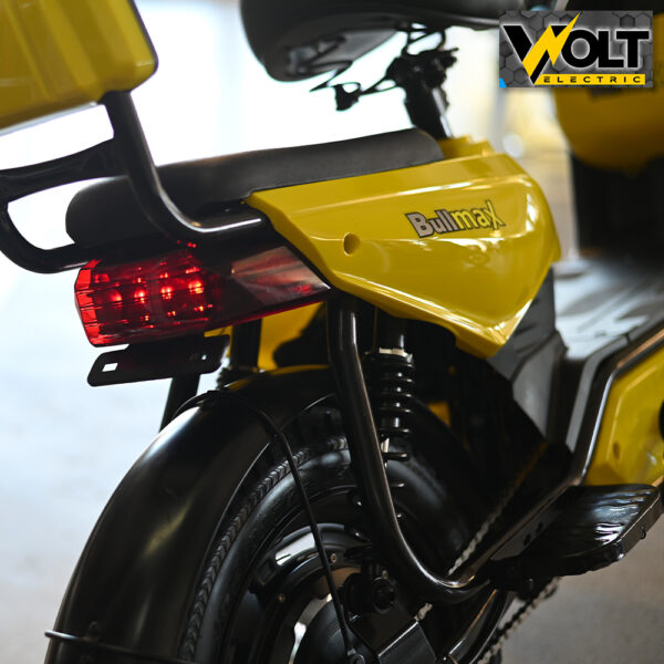 elektricheski skuter bullmax buzz 750w 12ah 8.jpg