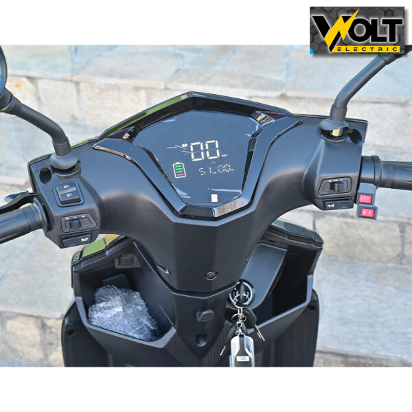 elektricheski skuter trikolka max motors sport 1500w cheren 7.jpg