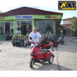 elektricheski trikolki bullmax fm1 led robot red 4.jpg