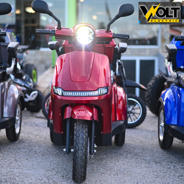 elektricheski trikolki bullmax fm1 led robot red 7.jpg