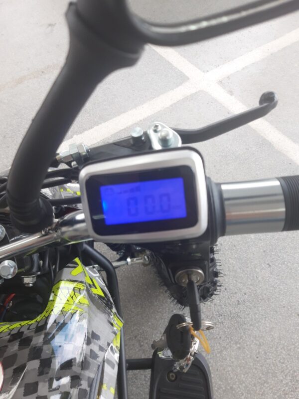 img 03d436257e011285c672ebcaedf4df3b v.jpg