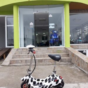 img 059bbf513f5391478753e4dc20add430 v.jpg