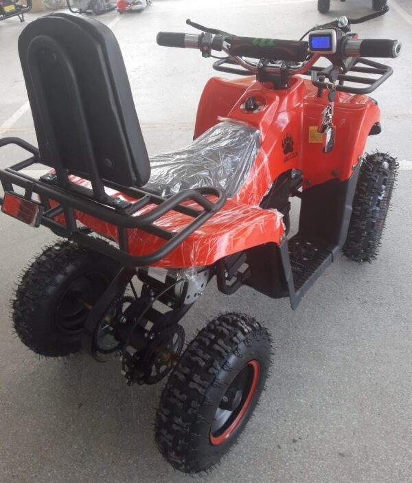 img 409f09226d129dbf8300441d2a0a6616 v.jpg